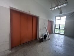 Uni-tech Centre (D22), Warehouse #637736771